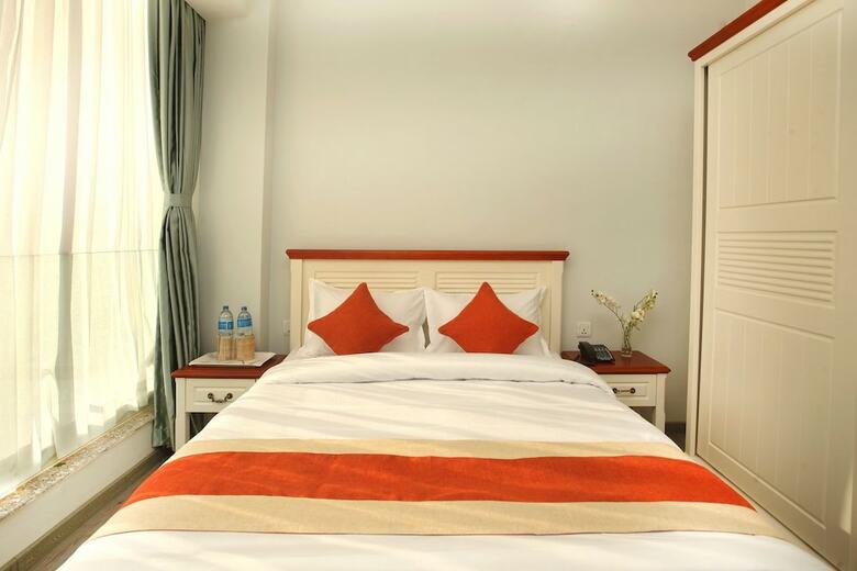 Aparthotel Devi's Suites