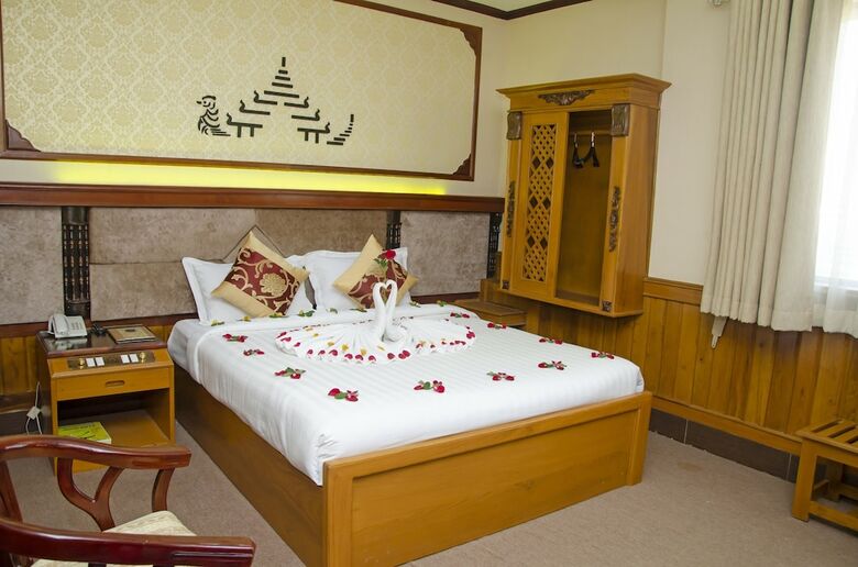 Palace Hotel