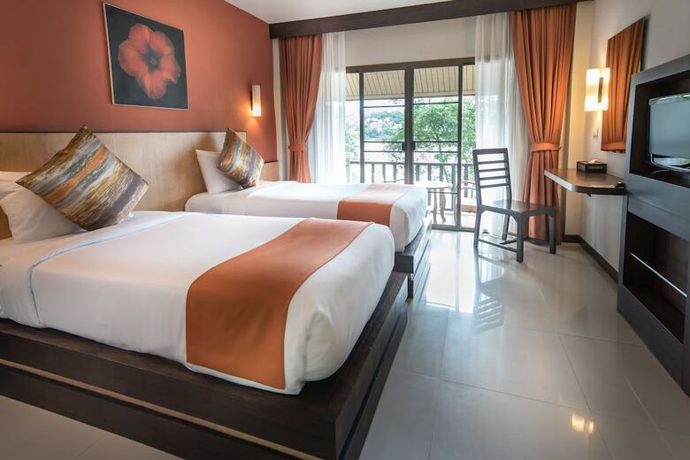 Chiangkhong Teak Garden Riverfront Hotel