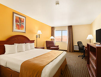 Hotel Quality Inn And Suites Downtown