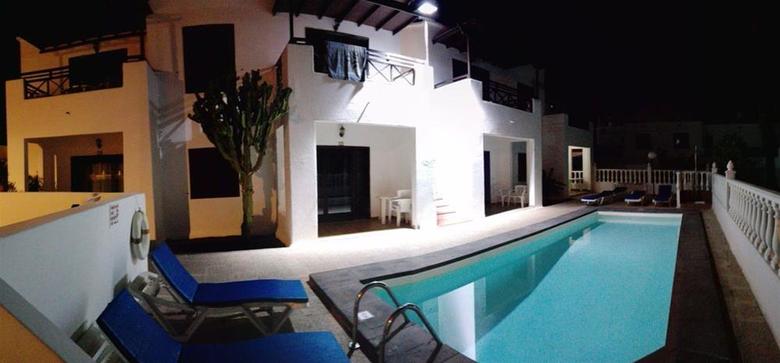 Apartamentos La Laguneta