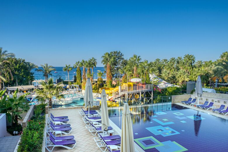 Hotel Aska Buket