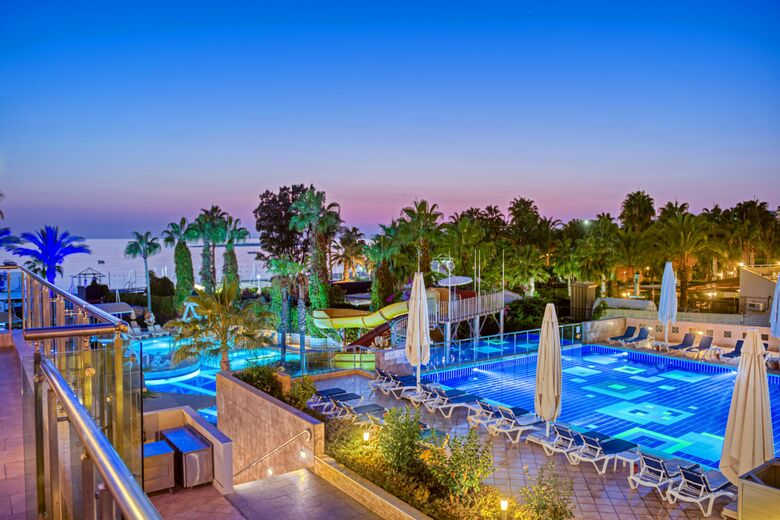 Hotel Aska Buket