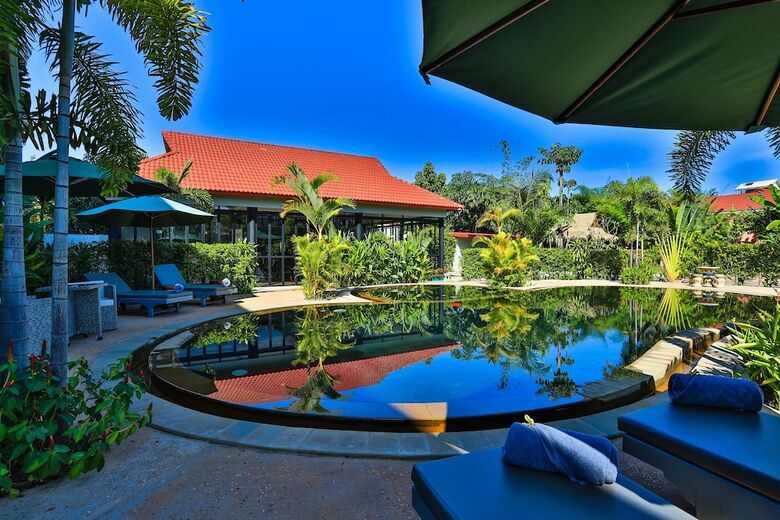 Hotel Happiness Resort