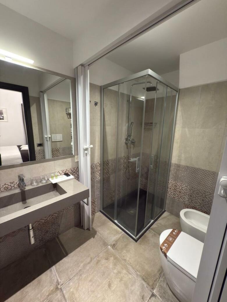 Hotel Etnea 454   Catania Luxury Rooms