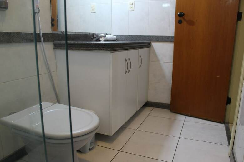 Apartamentos Confort�vel E Bem Localizado 3 Quartos