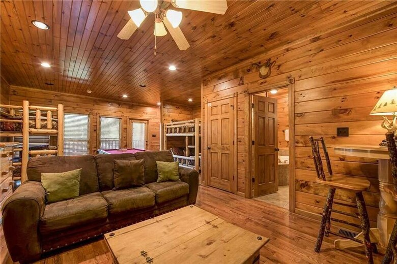 The Great Outdoors - Two Bedroom Cabin