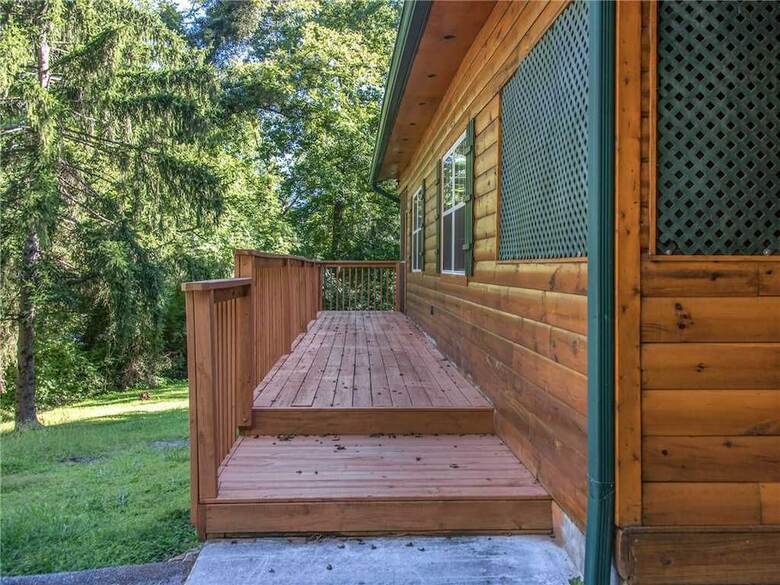 A Garden Blessing - One Bedroom Cabin