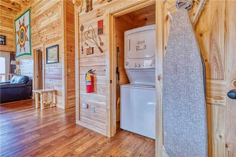 Ever After 2 - One Bedroom Cabin