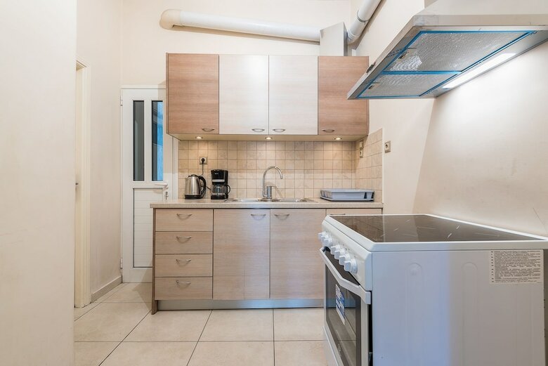 Victoria Familia Apartments