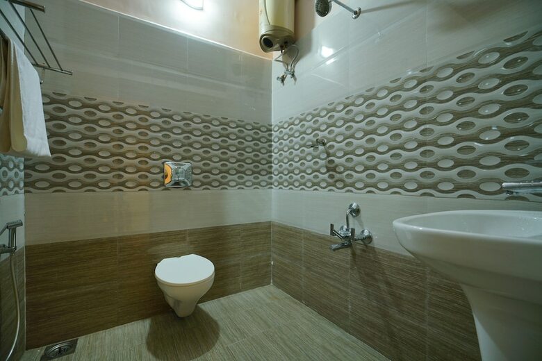Hotel Oyo 23359 Home Elegant 2bhk Munnaar Bypass