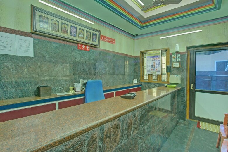 Hotel Oyo 23672 Annai Residency
