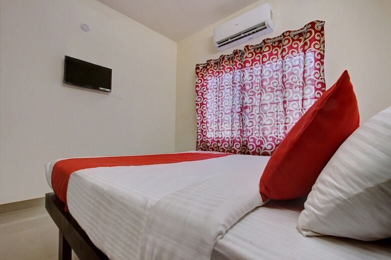 Hotel Oyo 24301 Century Park