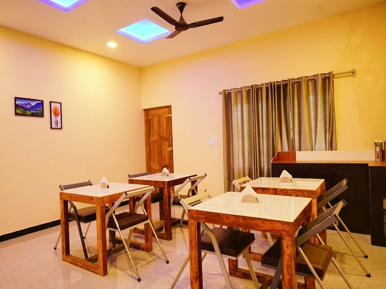 Apartamentos Oyo 16630 Home Cocoa Tree Residency