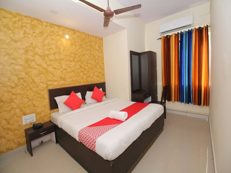 Hotel Oyo 22681 R Inn