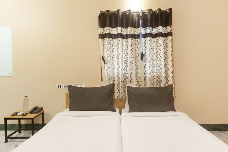 Hotel Oyo 24512 Flagship Neelangarai