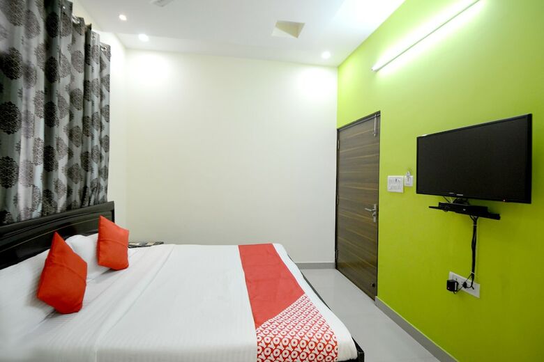 Oyo 22949 Hotel Heiwa Inn