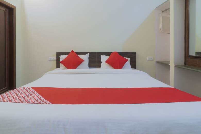 Oyo 24535 Hotel Payas