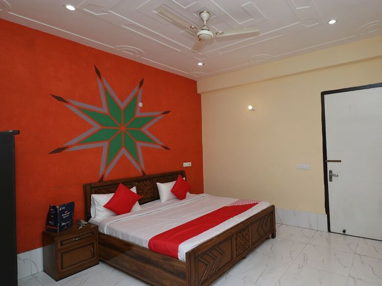 Oyo 24108 Bamyan Hotel