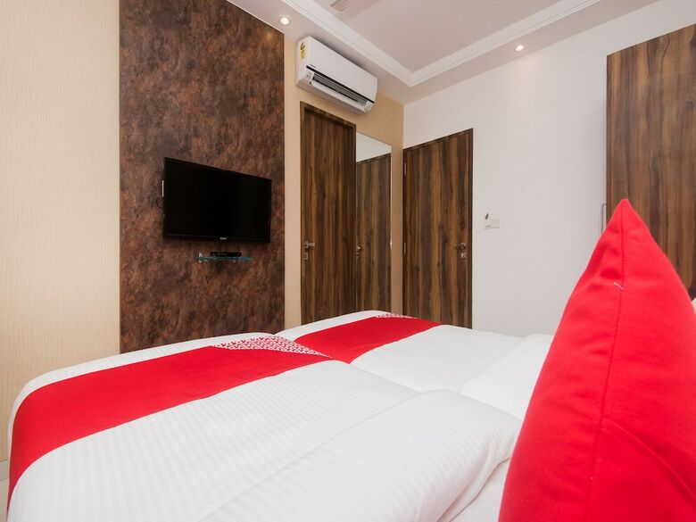 Oyo 15519 Hotel Grand Residency
