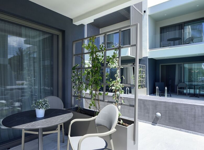 Hotel Serenity Suites