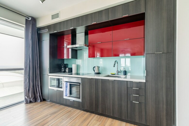 Simply Comfort. Modern Downtown Apartment