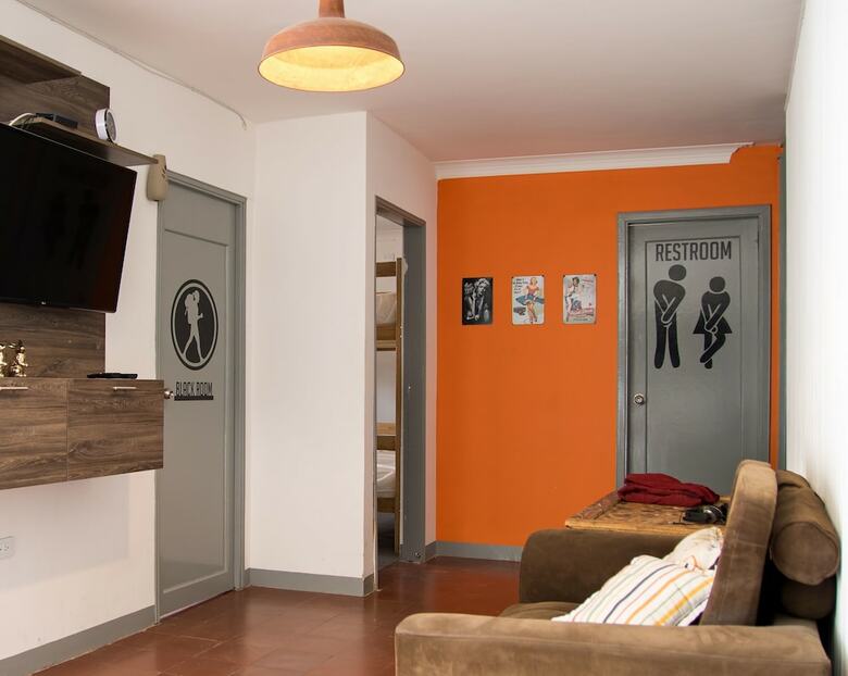 Hostal Backpackers Inn Medellin