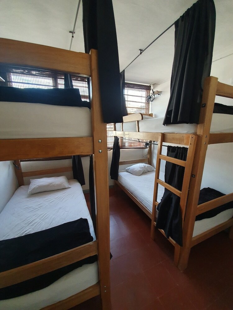 Hostal Backpackers Inn Medellin
