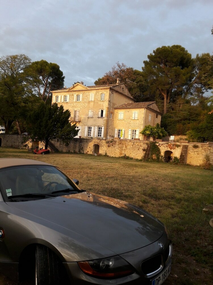 Hotel Chambre D'h�tes Ch�teau Montplaisir