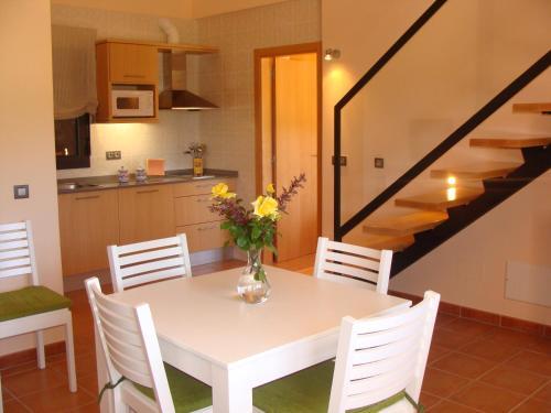 Apartamentos El Port�n De La Sierra