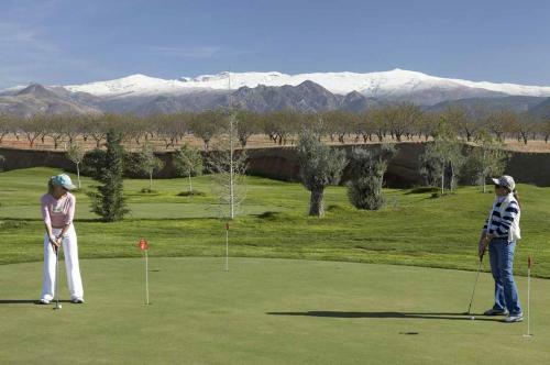 Camping & Bungalows Suspiro Del Moro