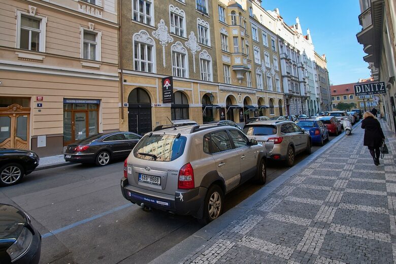 Presidential Apartment In The  Old Town Square