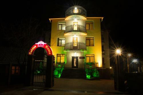 Golden House Hotel