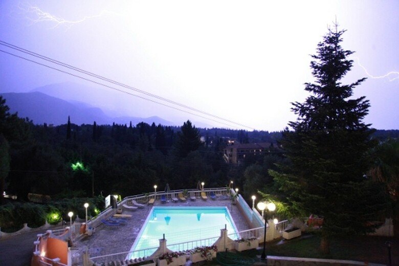 Victoria Hill Hotel