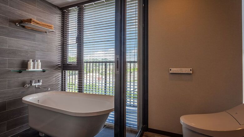 Apartamentos Kariyushi Condominium Resort Route58
