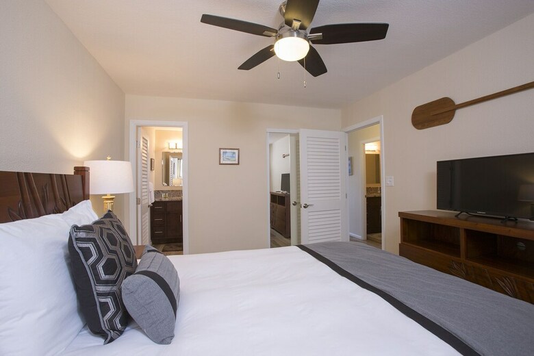 Maui Parkshore 408 - Two Bedroom Condo