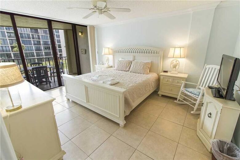 Captains Quarters 218 - Two Bedroom Condo