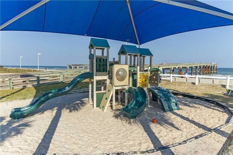 Captains Quarters 218 - Two Bedroom Condo