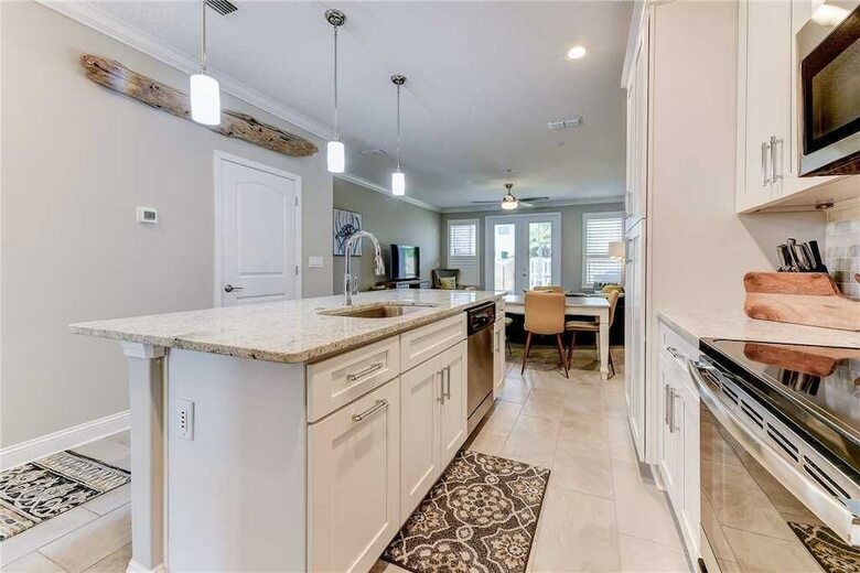 Beachykeen - Four Bedroom Home