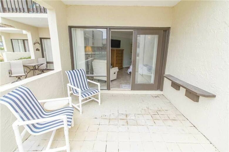 Island House B107 - Two Bedroom Condo
