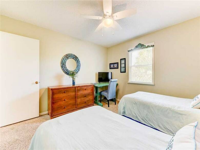 Barefoot Beach House - Four Bedroom Home