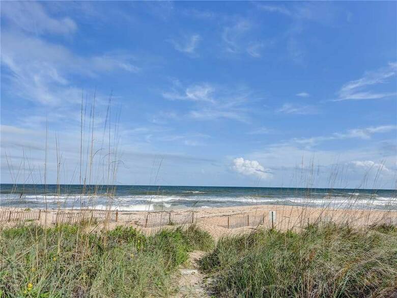 The Cali House - Four Bedroom Home