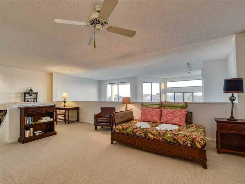 Spinnakers Reach 704 - Four Bedroom Condo