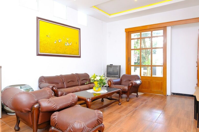 Hostal Oyo 354 32 Guest House