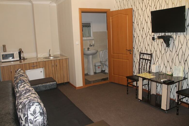 Hotel Voyazh
