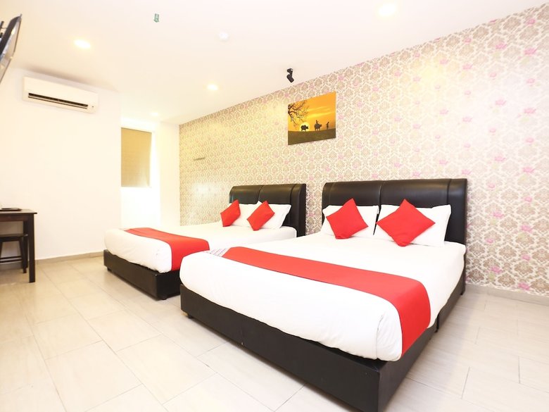 Oyo 718 Mr J Hotel Wakaf Che Yeh 1