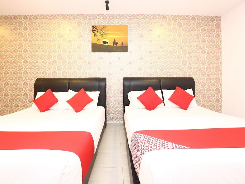 Oyo 718 Mr J Hotel Wakaf Che Yeh 1