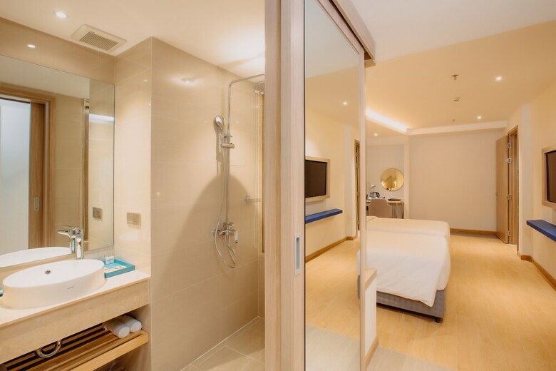 Le's Cham Hotel