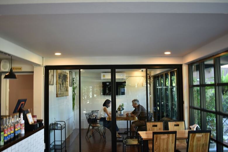 Hotel Maya Bed And Food Hostel