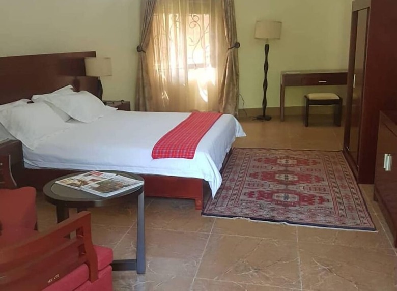 Hotel Nature's Green Beach Resort